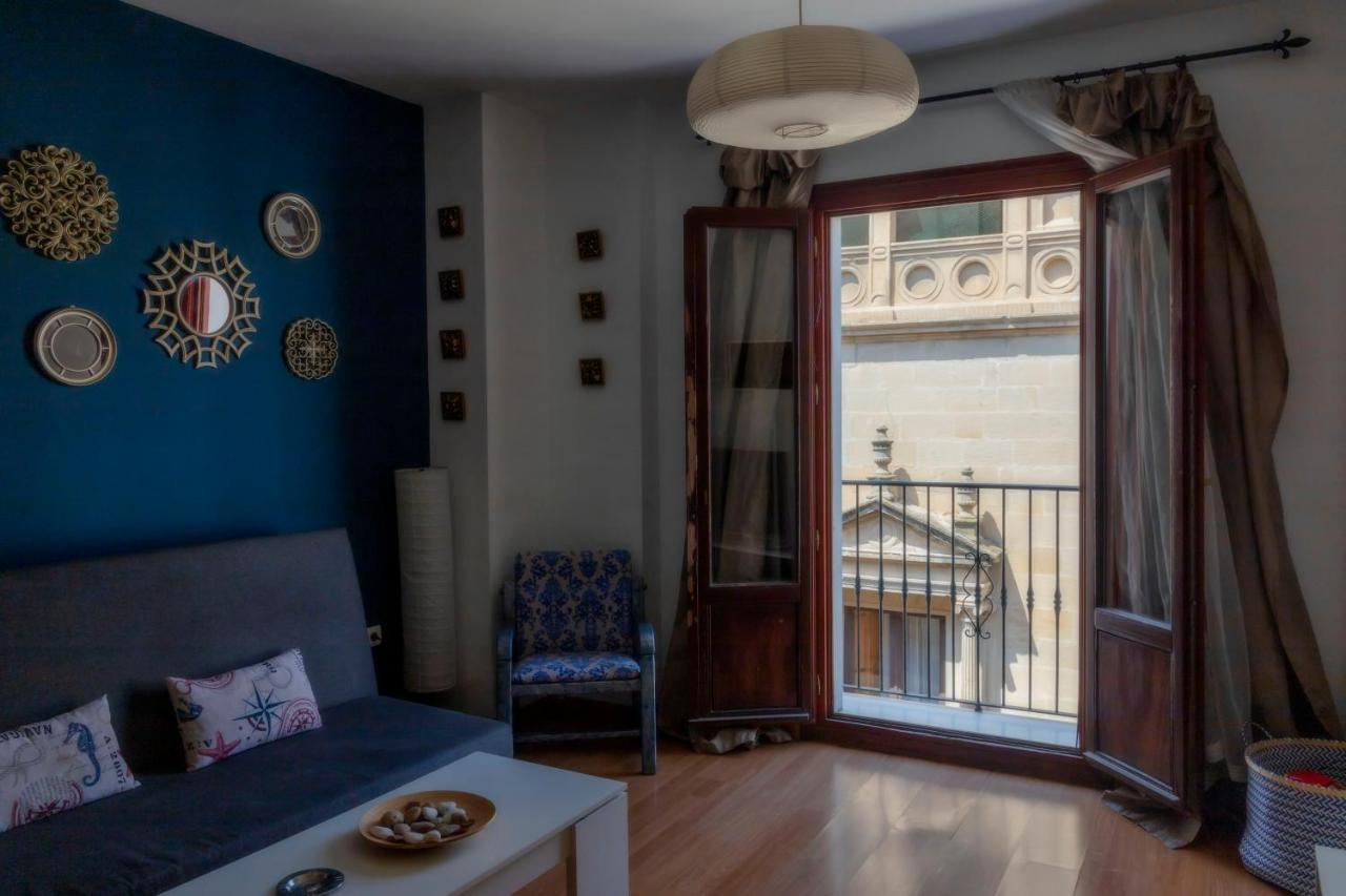 Apartamentos Turisticos Architettura Ubeda Екстериор снимка