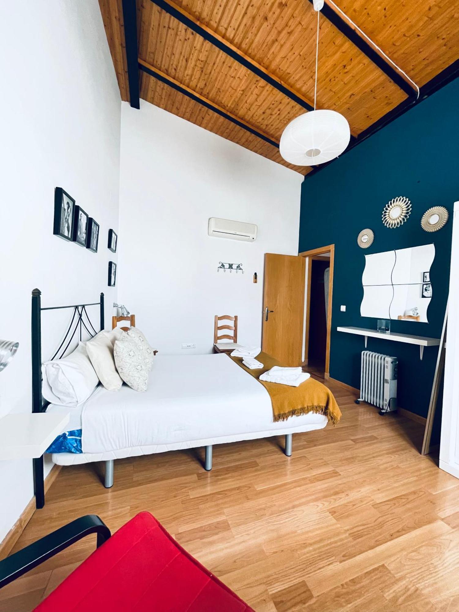 Apartamentos Turisticos Architettura Ubeda Екстериор снимка