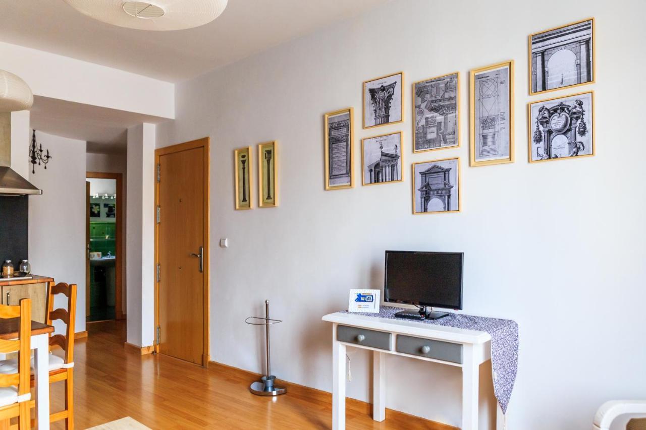 Apartamentos Turisticos Architettura Ubeda Екстериор снимка